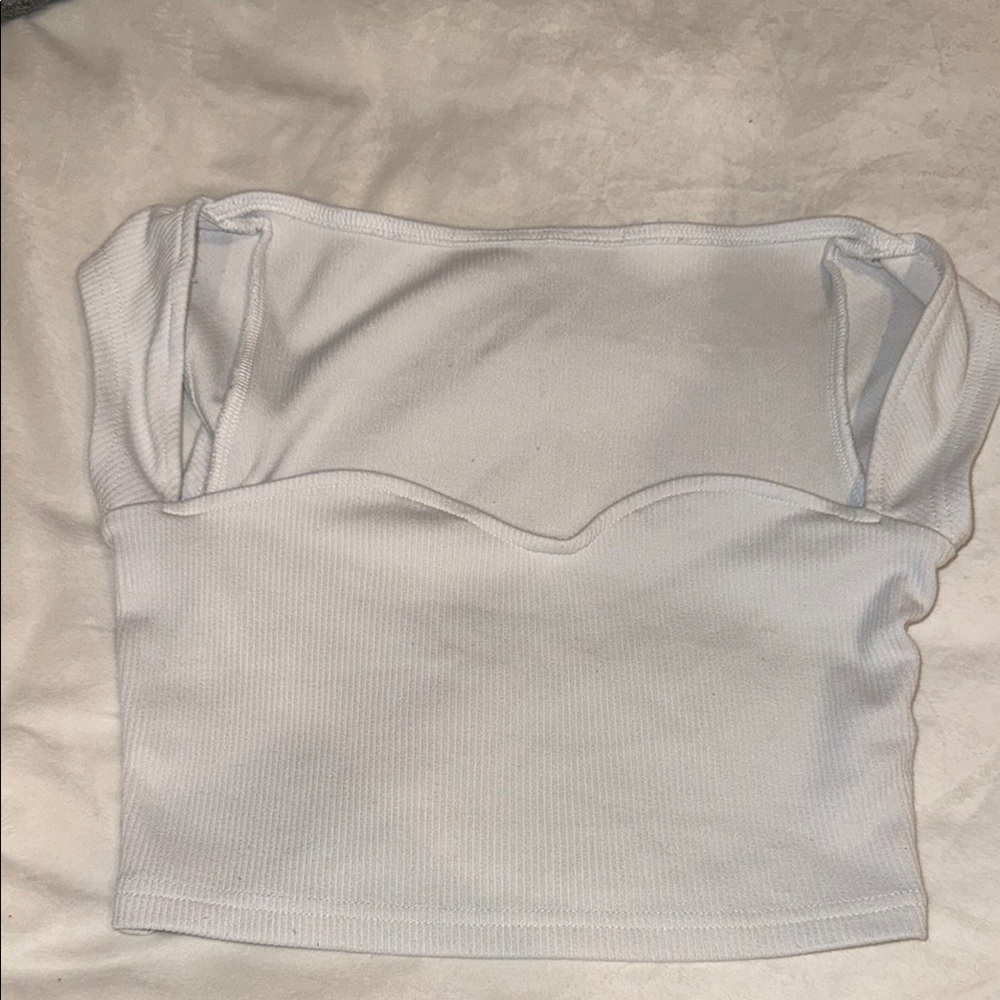 SHEIN White Strapless Crop Top